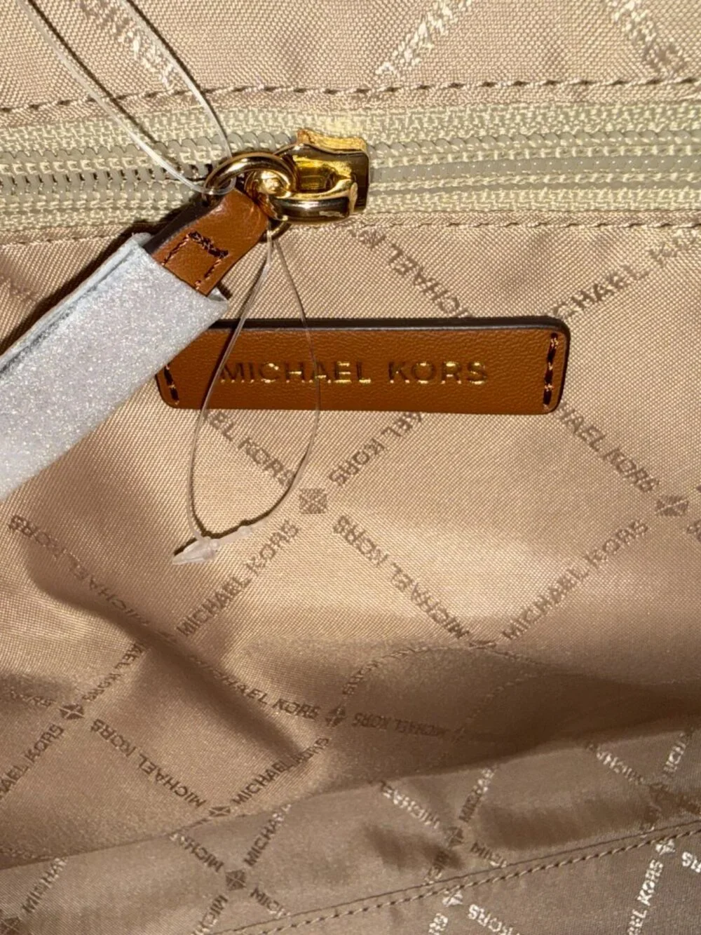 MICHAEL KORS WOMAN HAND BAG PURSE